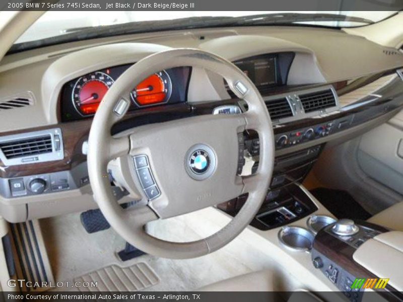Jet Black / Dark Beige/Beige III 2005 BMW 7 Series 745i Sedan