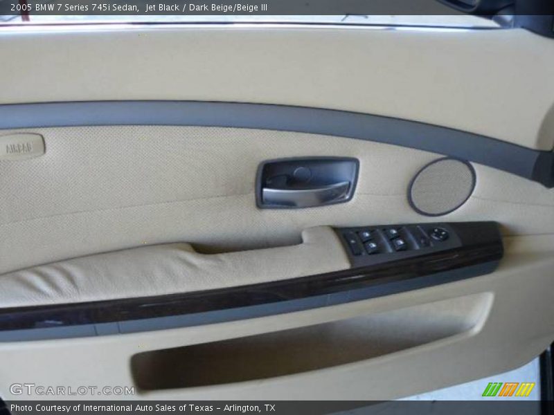 Jet Black / Dark Beige/Beige III 2005 BMW 7 Series 745i Sedan
