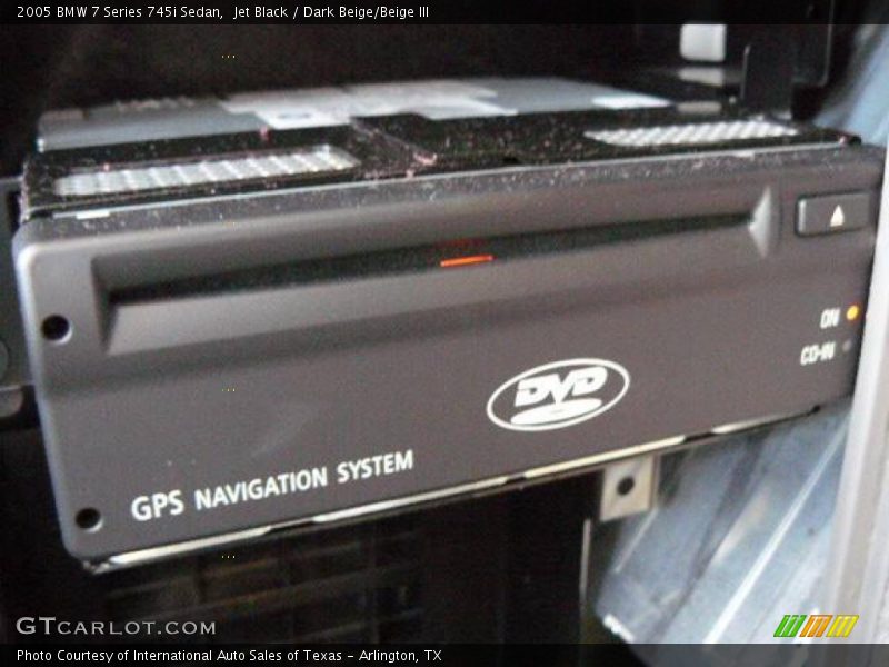 Jet Black / Dark Beige/Beige III 2005 BMW 7 Series 745i Sedan