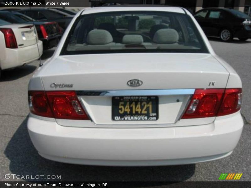 White / Beige 2006 Kia Optima LX