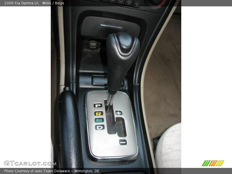 White / Beige 2006 Kia Optima LX