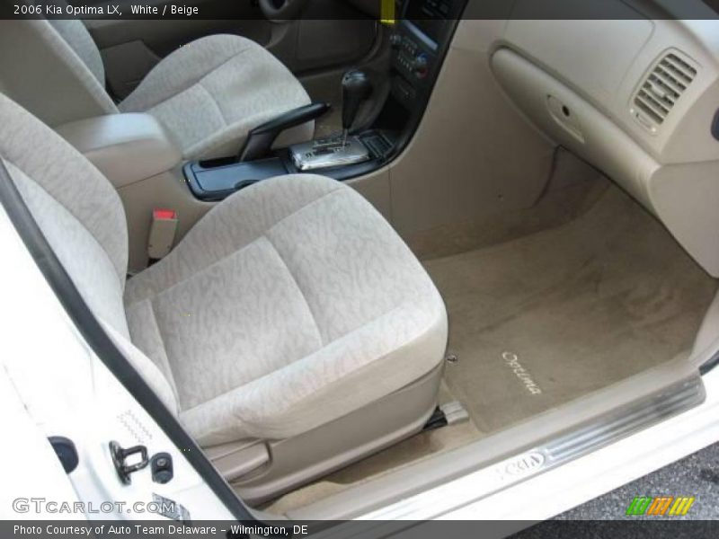White / Beige 2006 Kia Optima LX