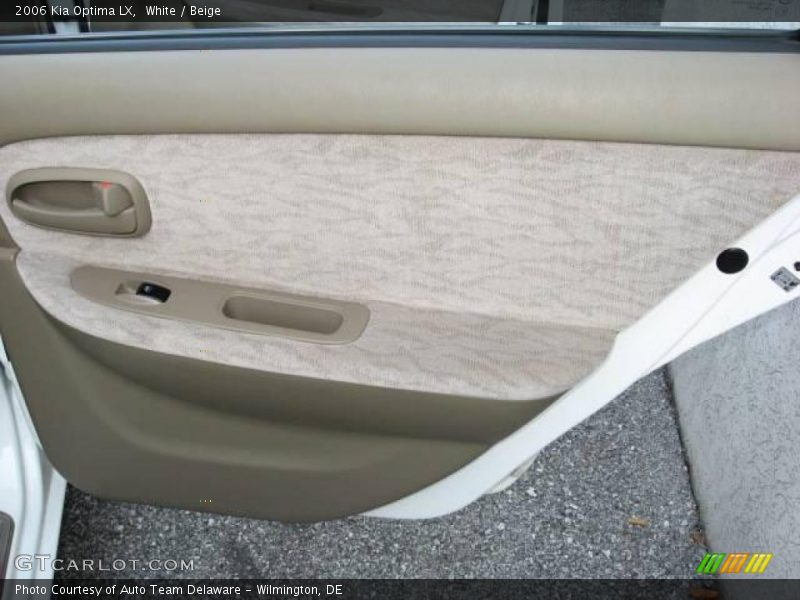 White / Beige 2006 Kia Optima LX