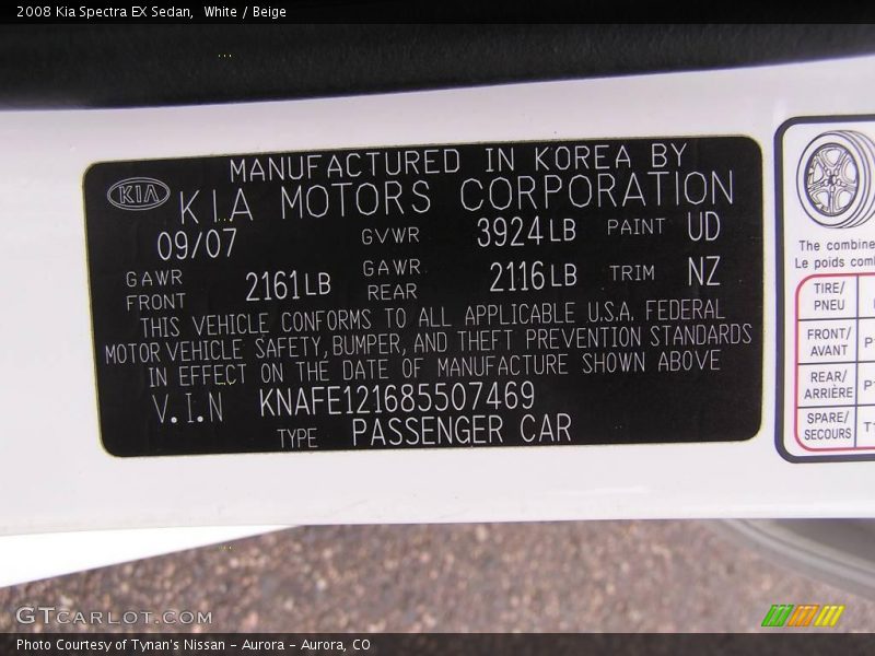 White / Beige 2008 Kia Spectra EX Sedan
