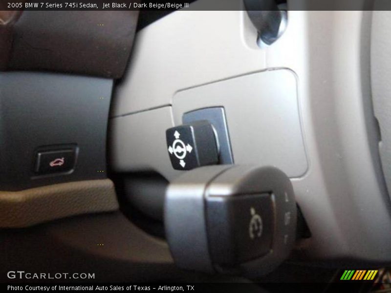 Jet Black / Dark Beige/Beige III 2005 BMW 7 Series 745i Sedan