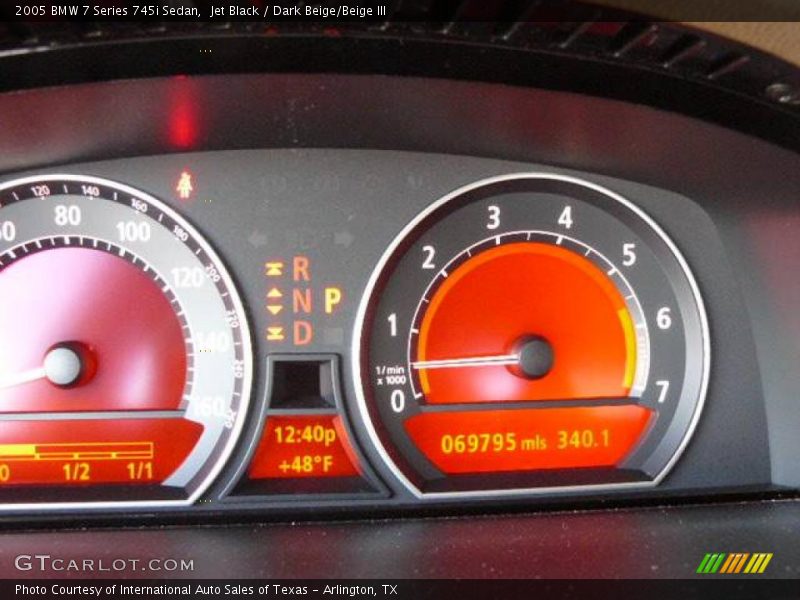 Jet Black / Dark Beige/Beige III 2005 BMW 7 Series 745i Sedan