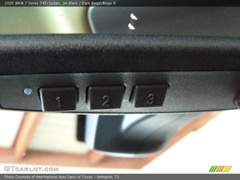 Jet Black / Dark Beige/Beige III 2005 BMW 7 Series 745i Sedan