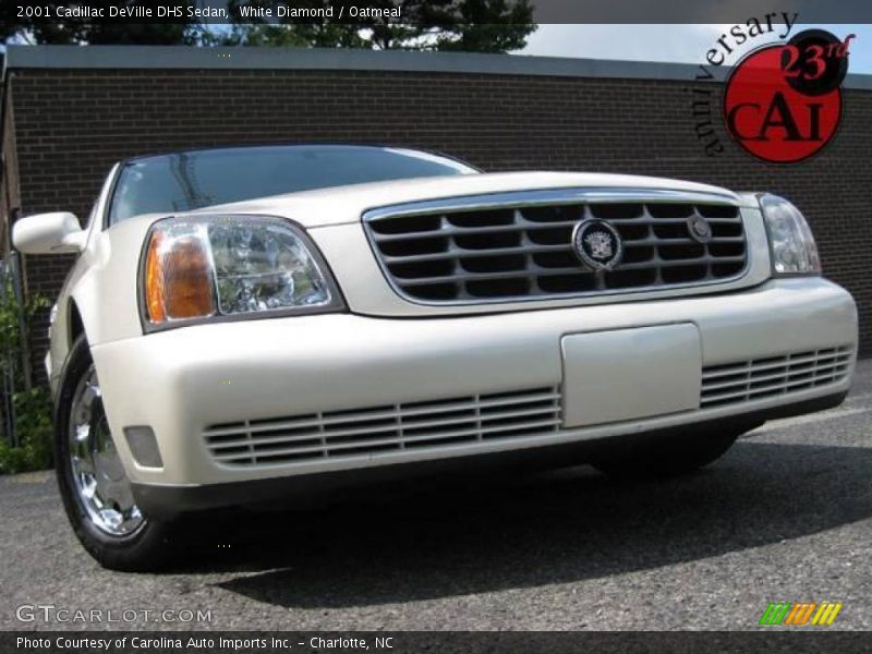 White Diamond / Oatmeal 2001 Cadillac DeVille DHS Sedan