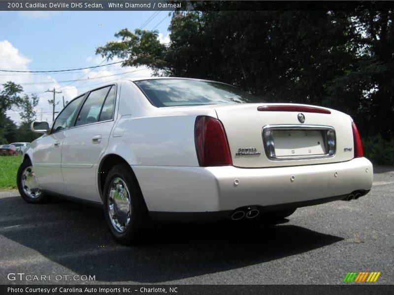 White Diamond / Oatmeal 2001 Cadillac DeVille DHS Sedan