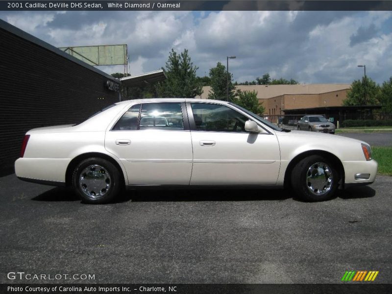 White Diamond / Oatmeal 2001 Cadillac DeVille DHS Sedan