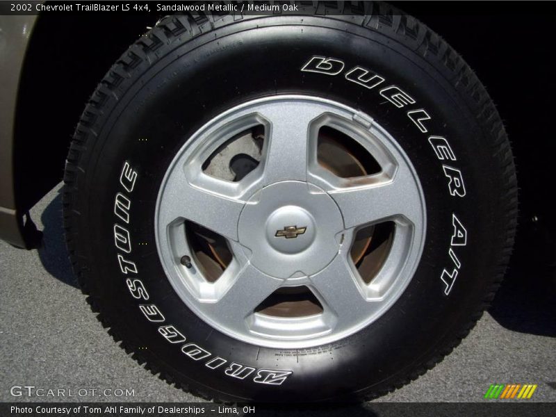 Sandalwood Metallic / Medium Oak 2002 Chevrolet TrailBlazer LS 4x4