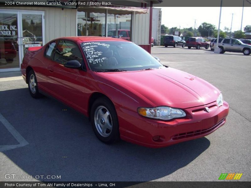 Victory Red / Ebony Black 2004 Chevrolet Monte Carlo LS