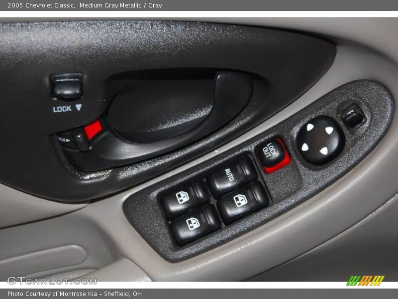 Medium Gray Metallic / Gray 2005 Chevrolet Classic