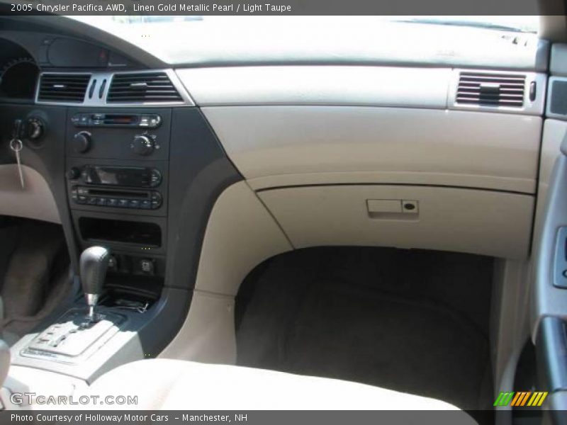 Linen Gold Metallic Pearl / Light Taupe 2005 Chrysler Pacifica AWD