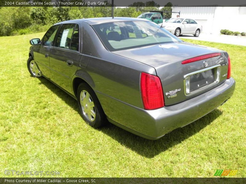 Thunder Gray / Dark Gray 2004 Cadillac DeVille Sedan