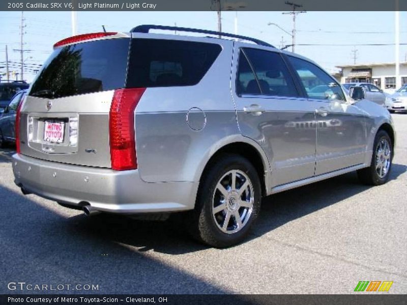 Light Platinum / Light Gray 2005 Cadillac SRX V6