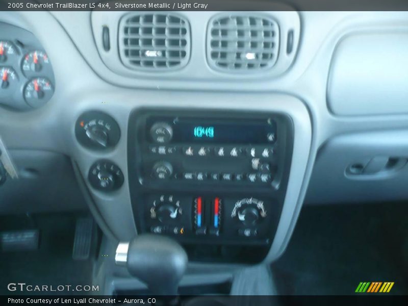 Silverstone Metallic / Light Gray 2005 Chevrolet TrailBlazer LS 4x4