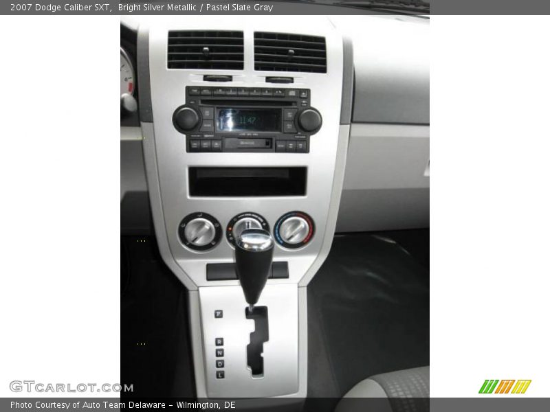 Bright Silver Metallic / Pastel Slate Gray 2007 Dodge Caliber SXT