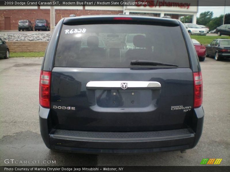 Modern Blue Pearl / Medium Slate Gray/Light Shale 2009 Dodge Grand Caravan SXT