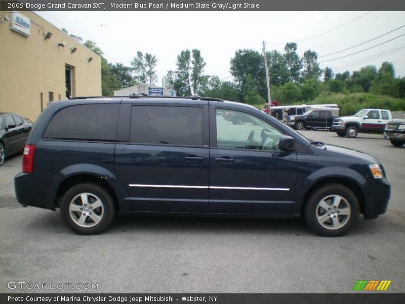 Modern Blue Pearl / Medium Slate Gray/Light Shale 2009 Dodge Grand Caravan SXT