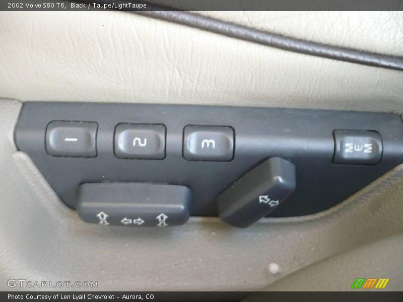 Black / Taupe/LightTaupe 2002 Volvo S80 T6