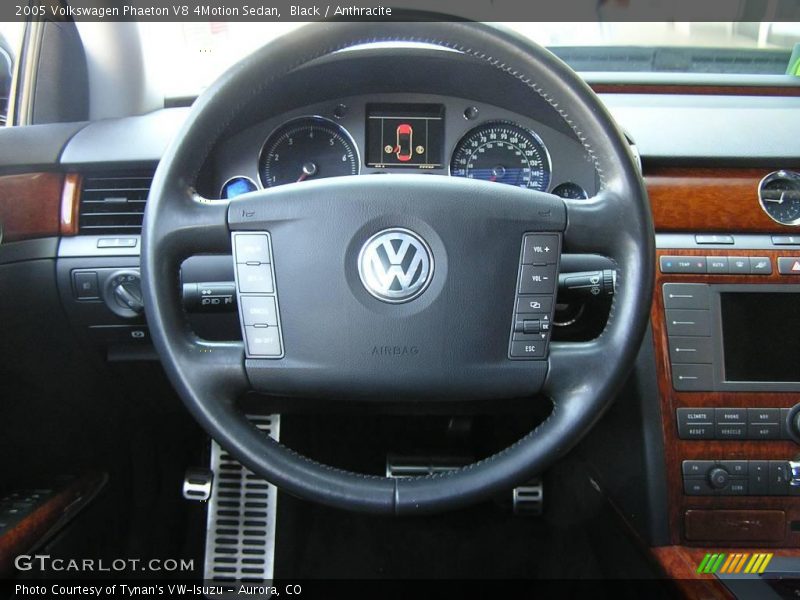 Black / Anthracite 2005 Volkswagen Phaeton V8 4Motion Sedan