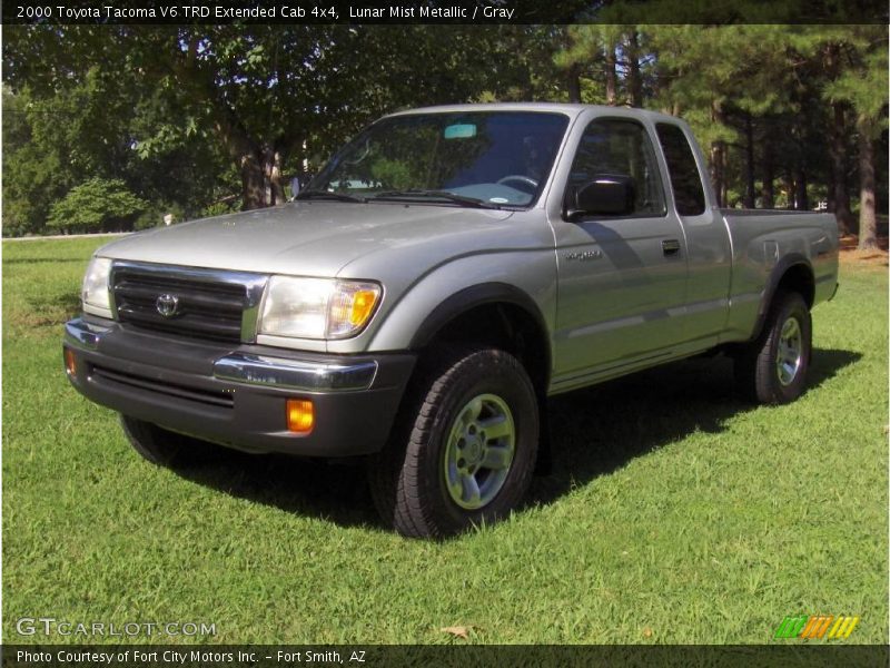 Lunar Mist Metallic / Gray 2000 Toyota Tacoma V6 TRD Extended Cab 4x4