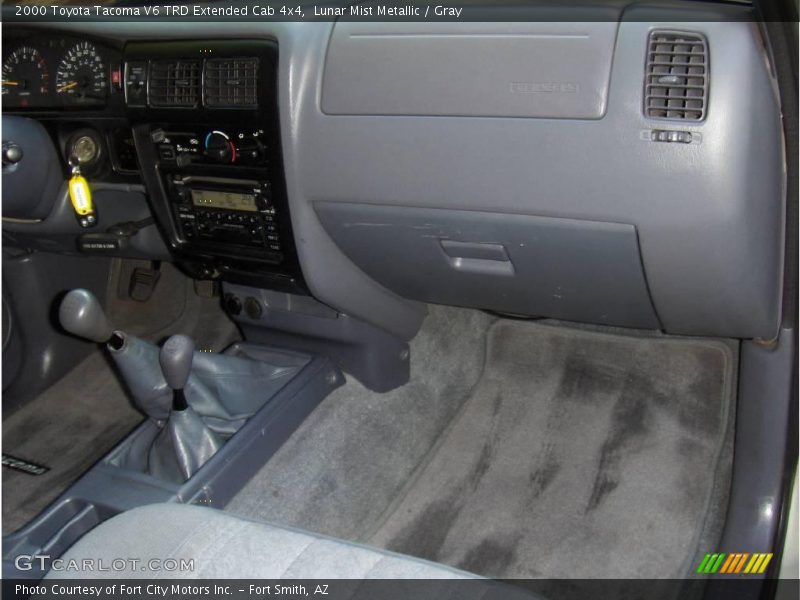 Lunar Mist Metallic / Gray 2000 Toyota Tacoma V6 TRD Extended Cab 4x4