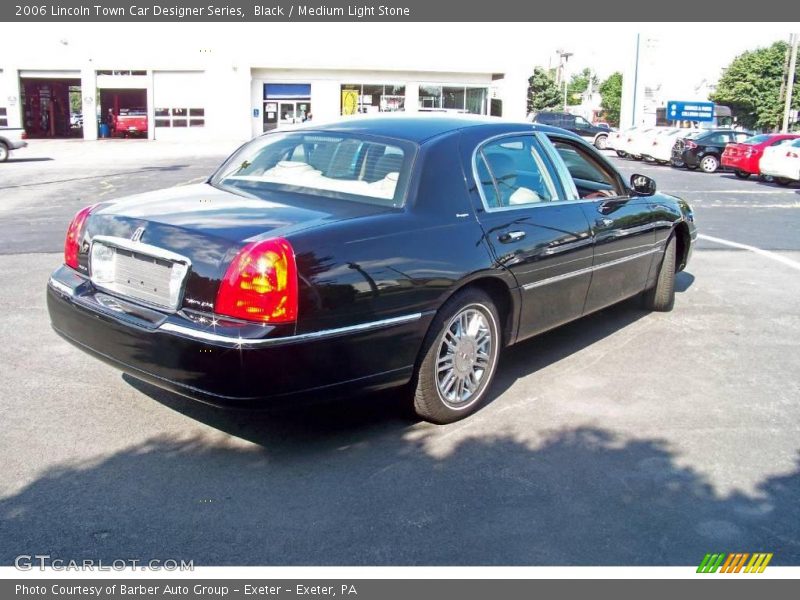 Black / Medium Light Stone 2006 Lincoln Town Car Designer Series