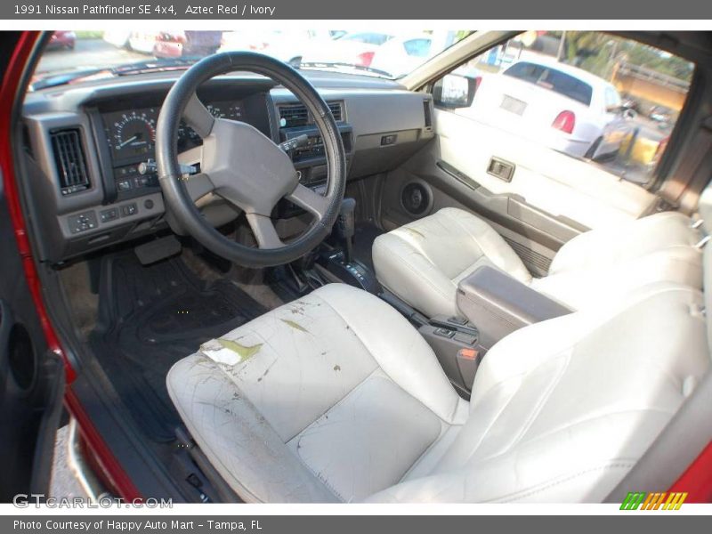 Aztec Red / Ivory 1991 Nissan Pathfinder SE 4x4