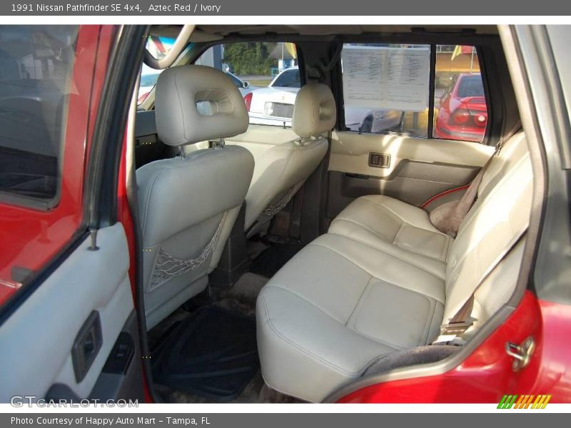 Aztec Red / Ivory 1991 Nissan Pathfinder SE 4x4