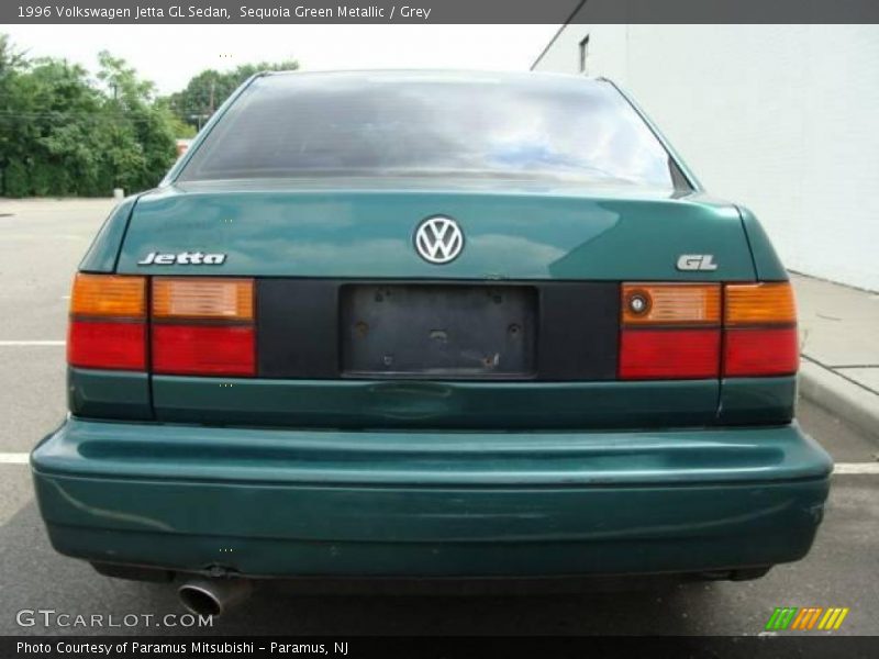 Sequoia Green Metallic / Grey 1996 Volkswagen Jetta GL Sedan