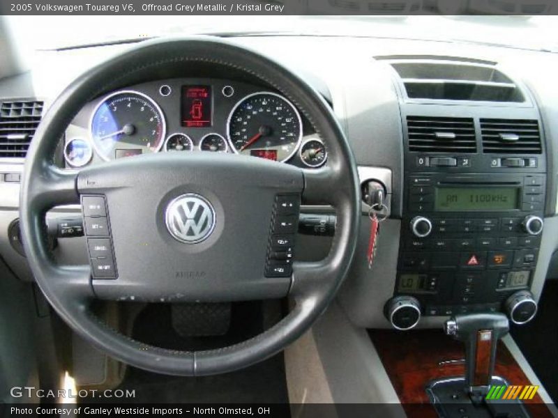 Offroad Grey Metallic / Kristal Grey 2005 Volkswagen Touareg V6