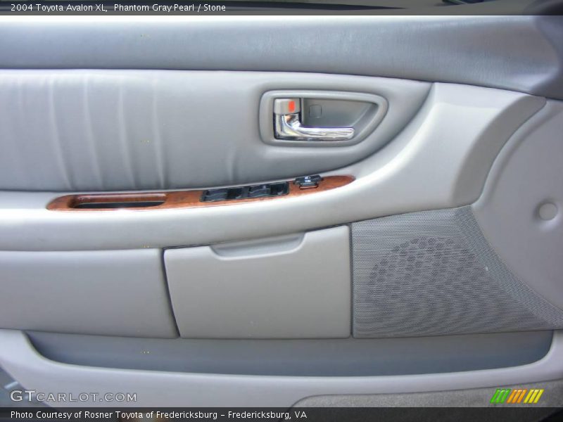 Phantom Gray Pearl / Stone 2004 Toyota Avalon XL