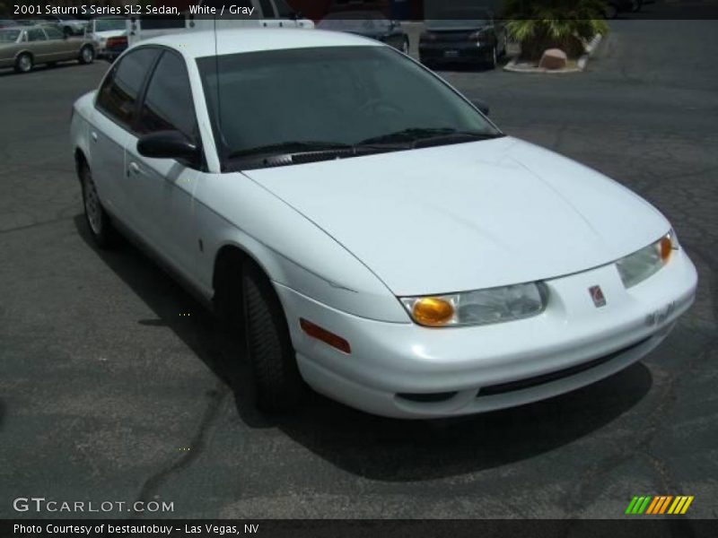 White / Gray 2001 Saturn S Series SL2 Sedan
