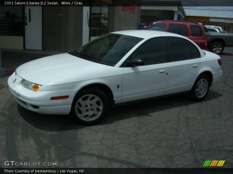 White / Gray 2001 Saturn S Series SL2 Sedan
