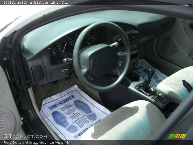 White / Gray 2001 Saturn S Series SL2 Sedan