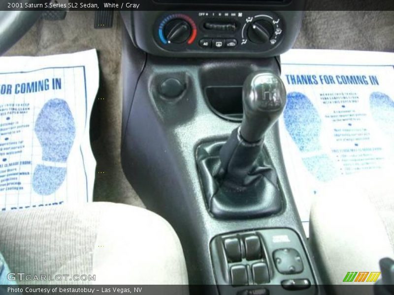 White / Gray 2001 Saturn S Series SL2 Sedan