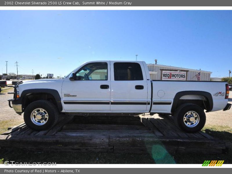 Summit White / Medium Gray 2002 Chevrolet Silverado 2500 LS Crew Cab