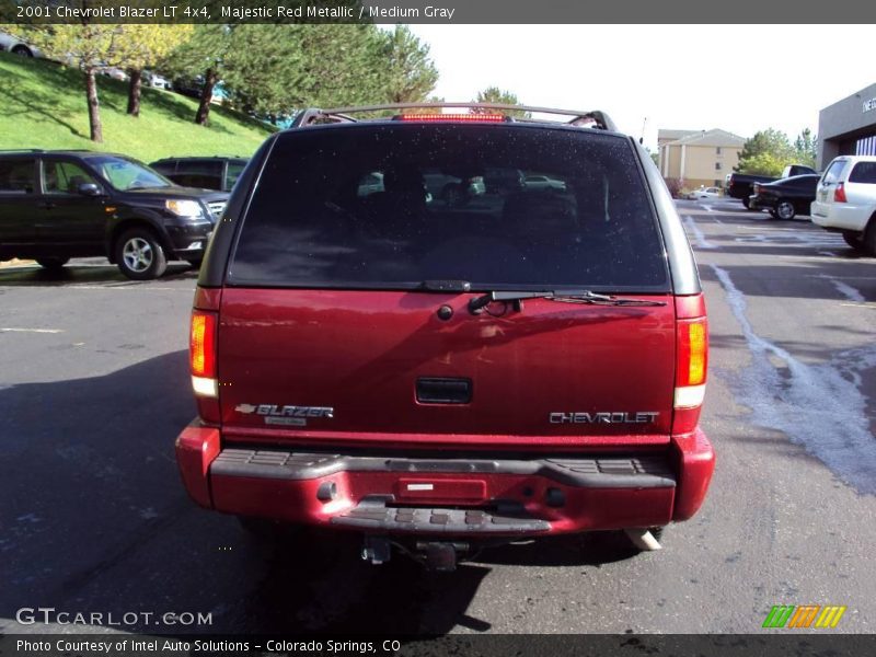 Majestic Red Metallic / Medium Gray 2001 Chevrolet Blazer LT 4x4