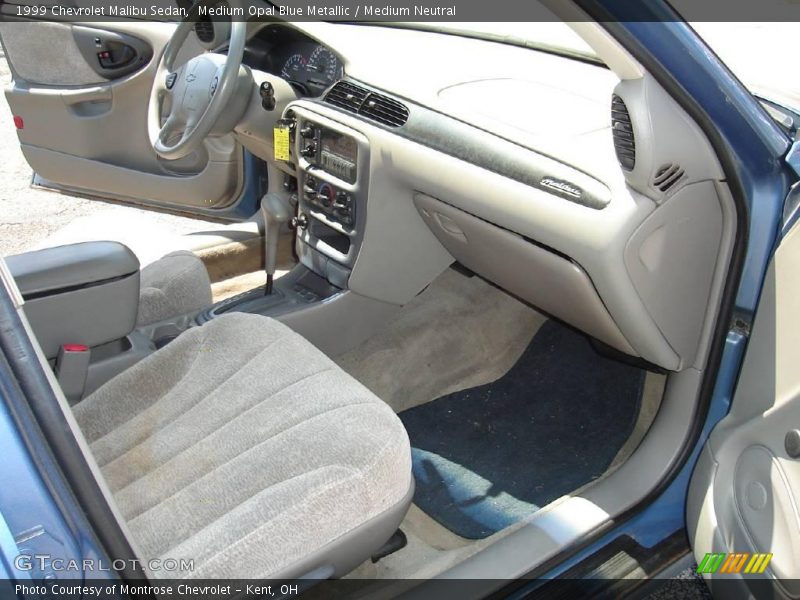 Medium Opal Blue Metallic / Medium Neutral 1999 Chevrolet Malibu Sedan