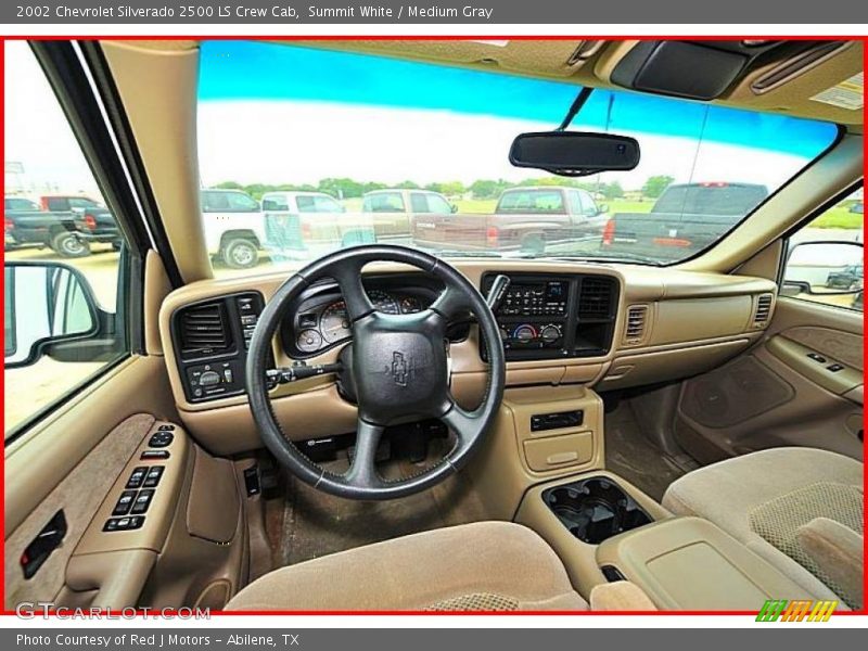 Summit White / Medium Gray 2002 Chevrolet Silverado 2500 LS Crew Cab