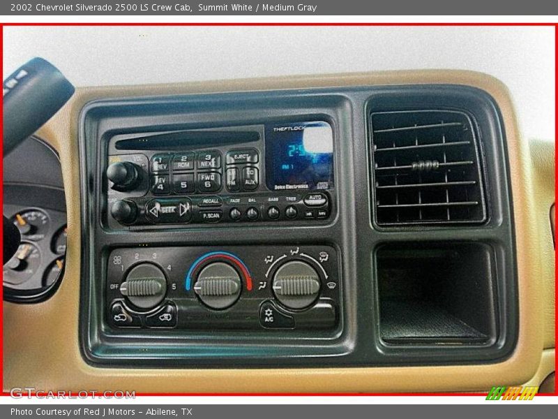 Summit White / Medium Gray 2002 Chevrolet Silverado 2500 LS Crew Cab