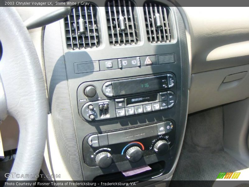Stone White / Gray 2003 Chrysler Voyager LX