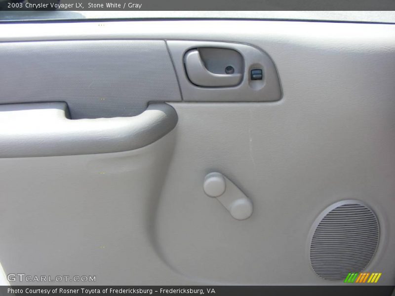 Stone White / Gray 2003 Chrysler Voyager LX