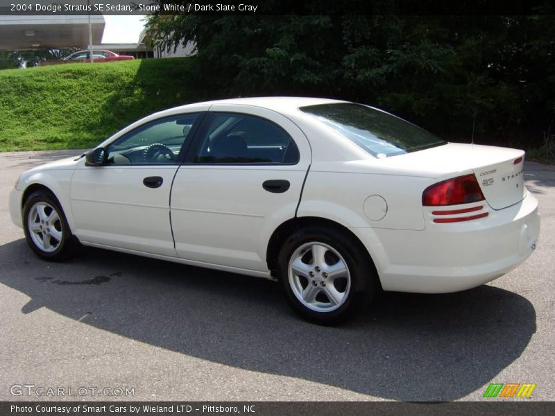 Stone White / Dark Slate Gray 2004 Dodge Stratus SE Sedan