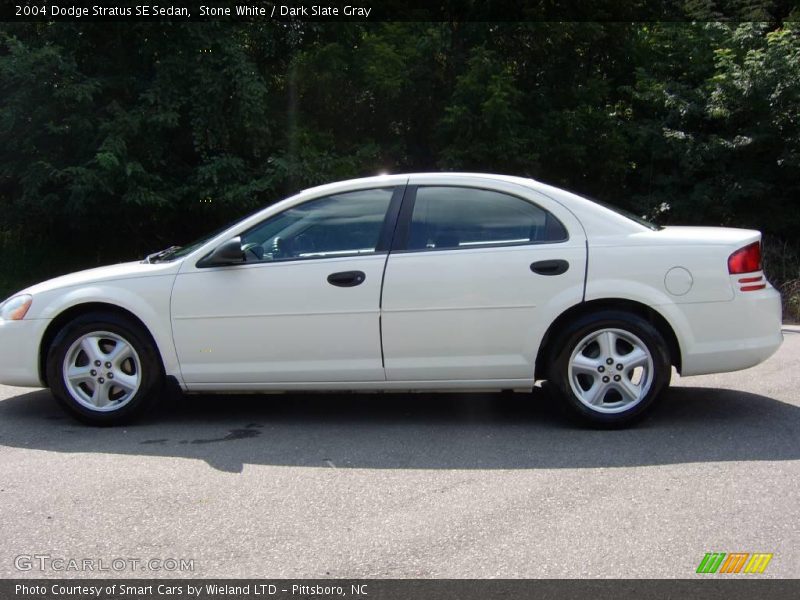 Stone White / Dark Slate Gray 2004 Dodge Stratus SE Sedan
