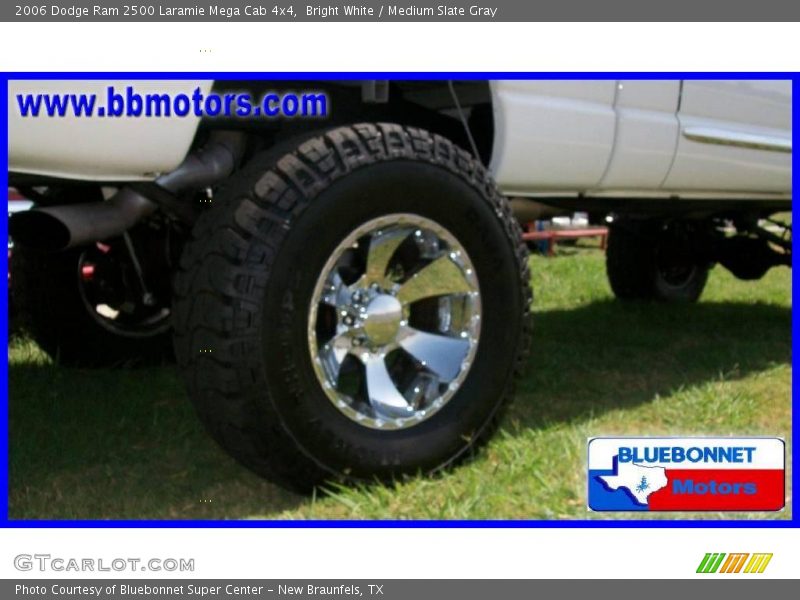 Bright White / Medium Slate Gray 2006 Dodge Ram 2500 Laramie Mega Cab 4x4