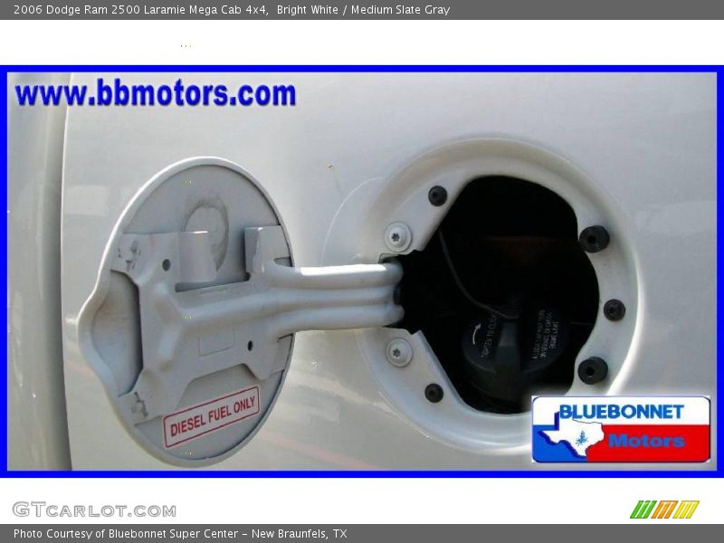 Bright White / Medium Slate Gray 2006 Dodge Ram 2500 Laramie Mega Cab 4x4