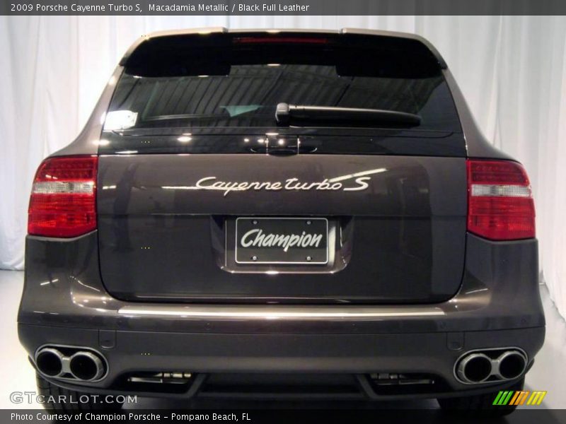 Macadamia Metallic / Black Full Leather 2009 Porsche Cayenne Turbo S